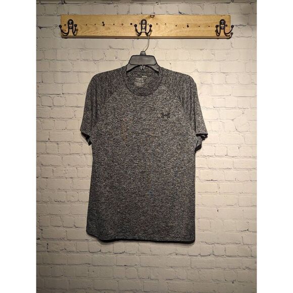 Under Armour athletic Tshirt medium - Picture 1 of 2